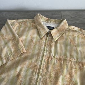 Patagonia Mens Yellow Full Zip Short Sleeve Shirt Size Large